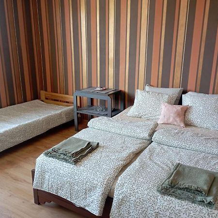Hotel Pokoje Targowek Varsavia Esterno foto