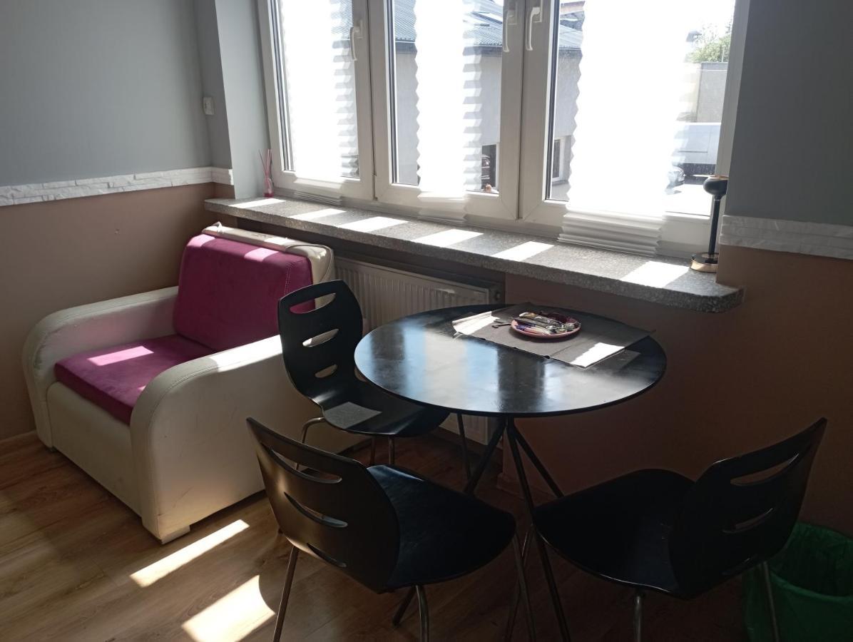 Hotel Pokoje Targowek Varsavia Esterno foto