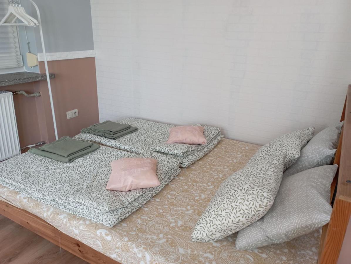 Hotel Pokoje Targowek Varsavia Esterno foto