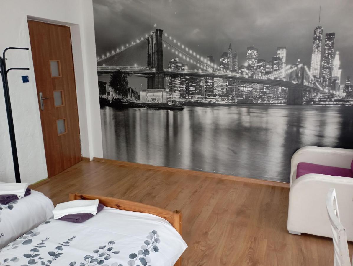 Hotel Pokoje Targowek Varsavia Esterno foto