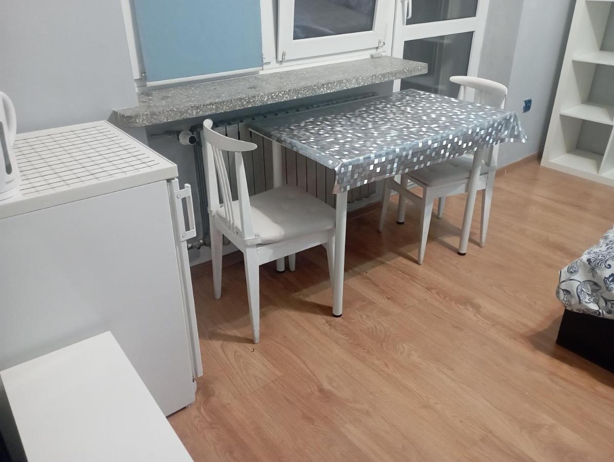 Hotel Pokoje Targowek Varsavia Esterno foto