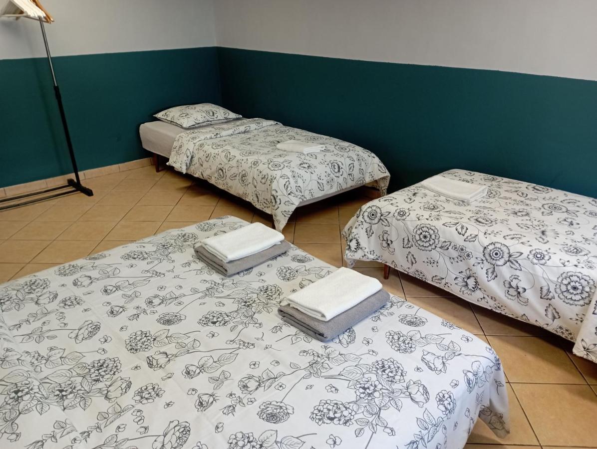 Hotel Pokoje Targowek Varsavia Esterno foto