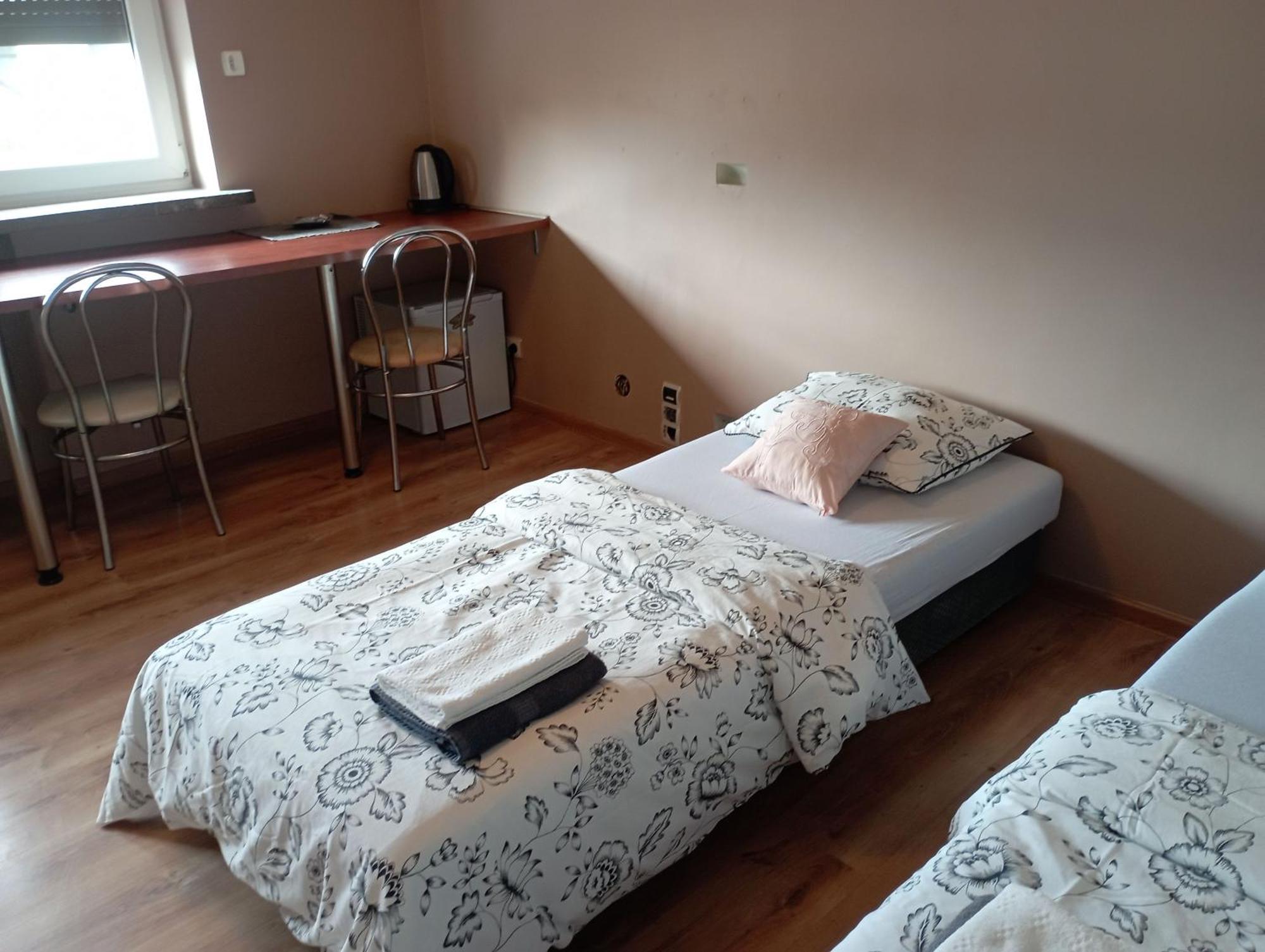 Hotel Pokoje Targowek Varsavia Esterno foto